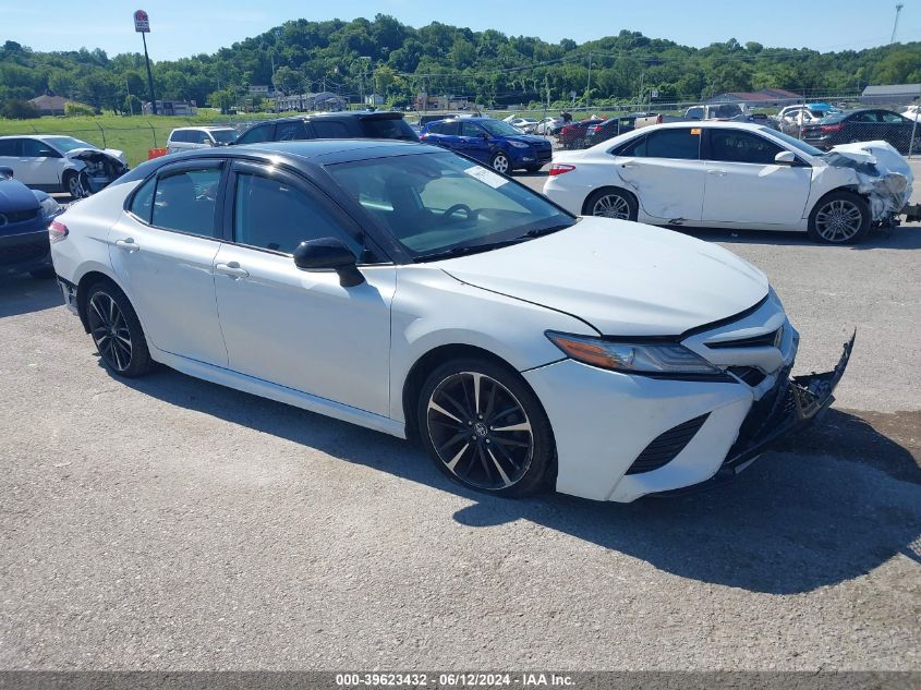 2019 TOYOTA CAMRY XSE