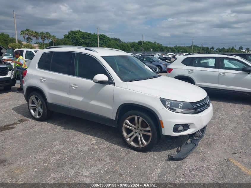 2013 VOLKSWAGEN TIGUAN SE