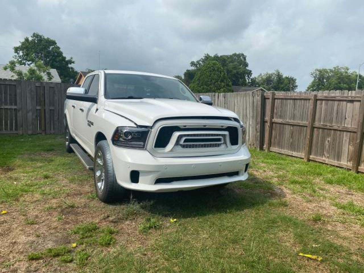 2017 RAM 1500 LARAMIE