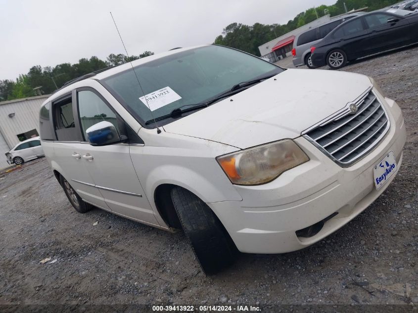 2010 CHRYSLER TOWN & COUNTRY TOURING PLUS