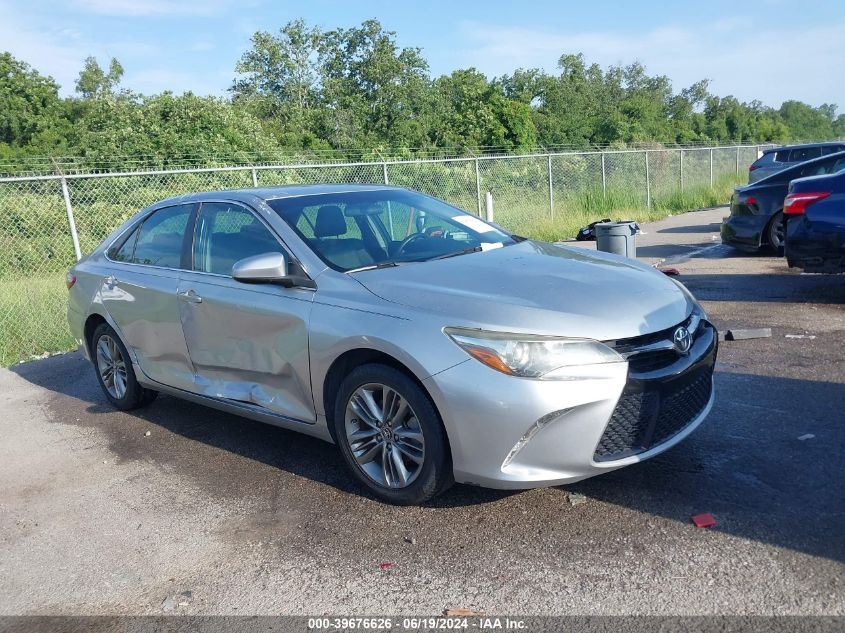 2015 TOYOTA CAMRY SE