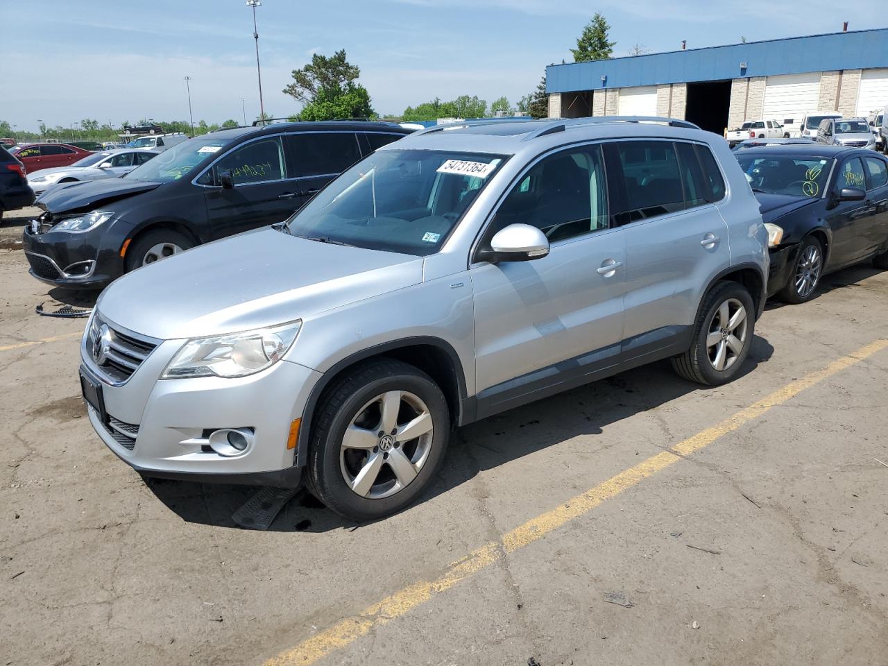 2010 VOLKSWAGEN TIGUAN SE