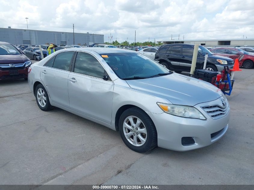 2011 TOYOTA CAMRY LE