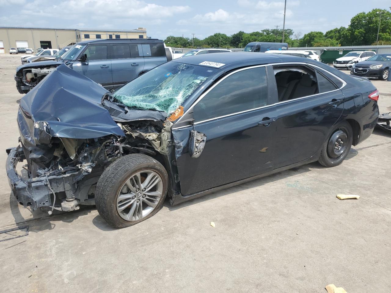 2015 TOYOTA CAMRY LE