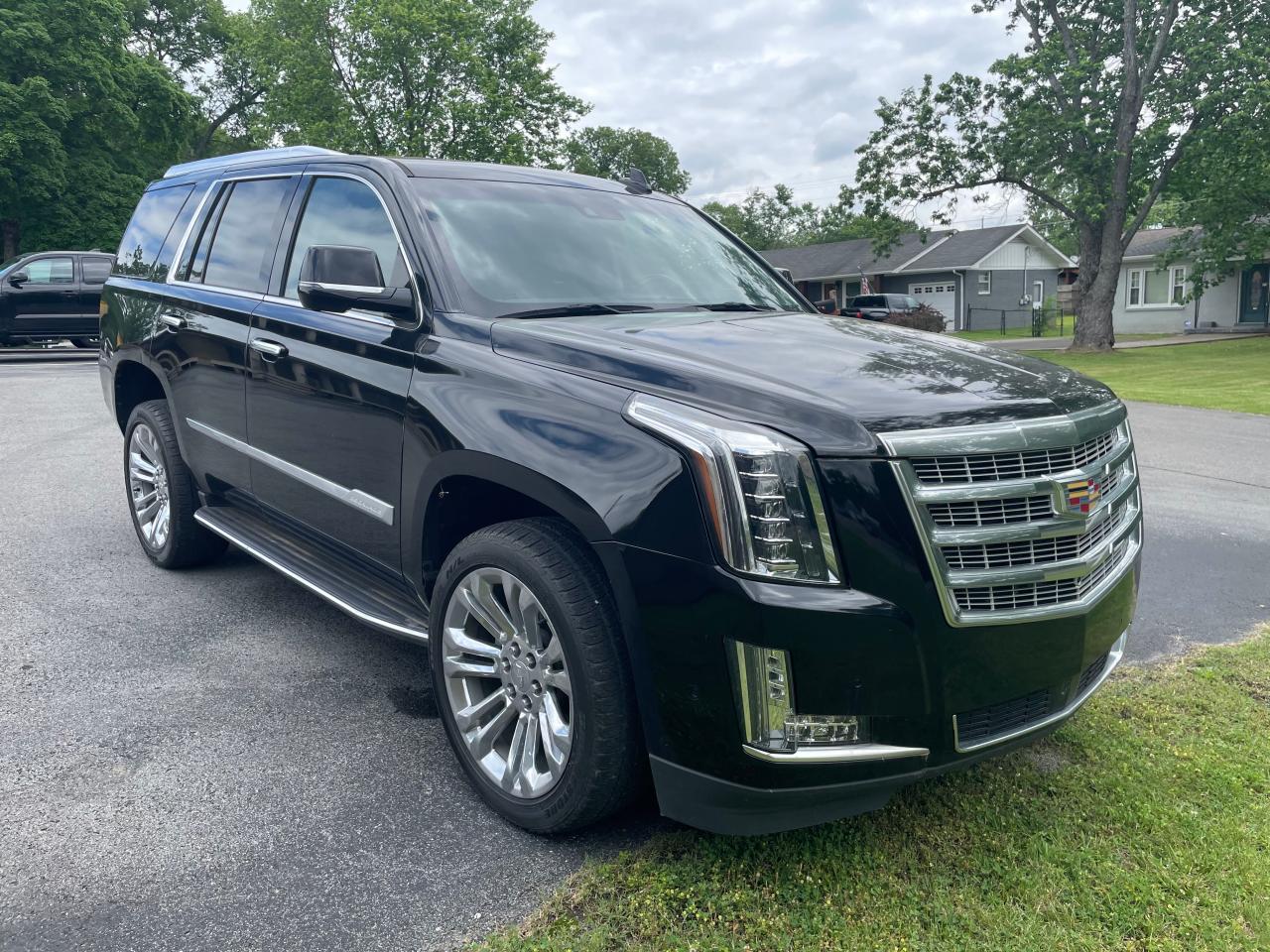 2019 CADILLAC ESCALADE PREMIUM LUXURY