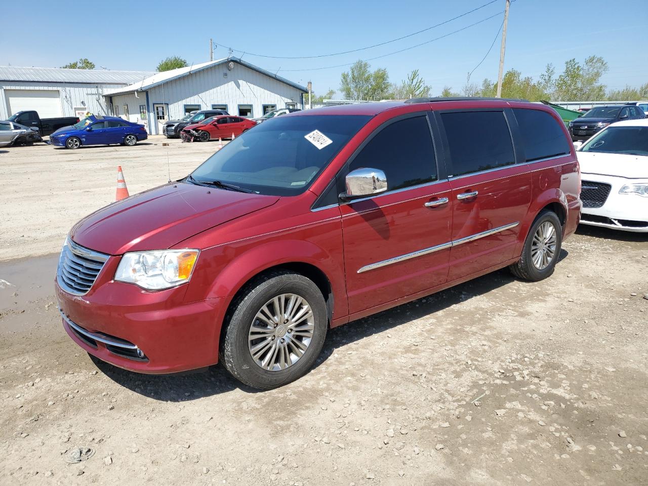 2013 CHRYSLER TOWN & COUNTRY TOURING L