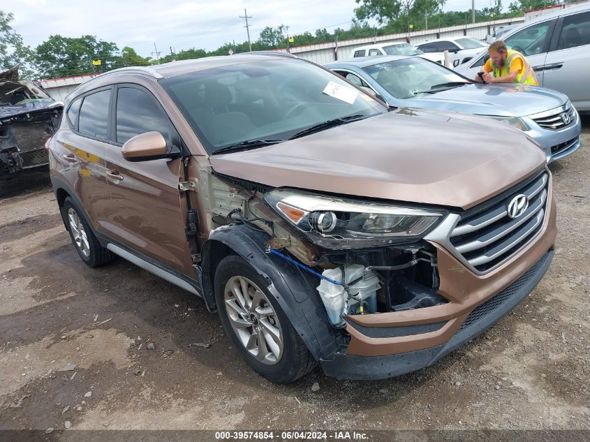 2017 HYUNDAI TUCSON SE