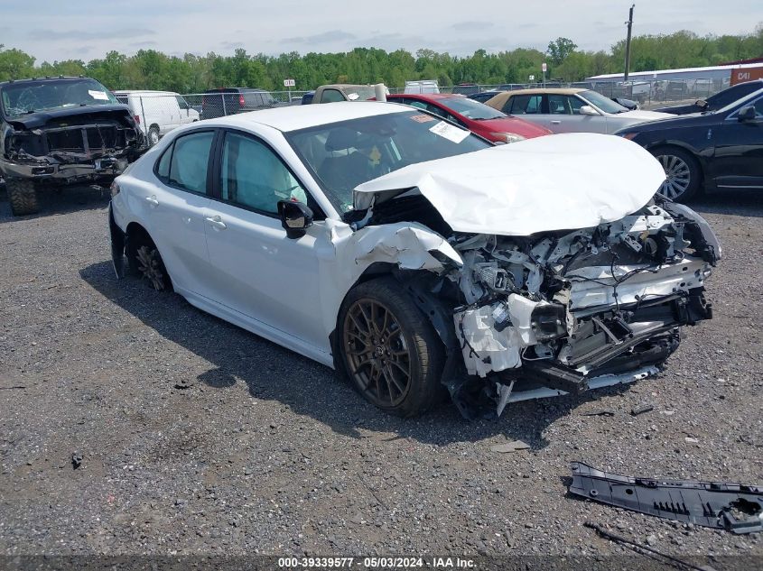 2023 TOYOTA CAMRY SE NIGHTSHADE EDITION HYBRID