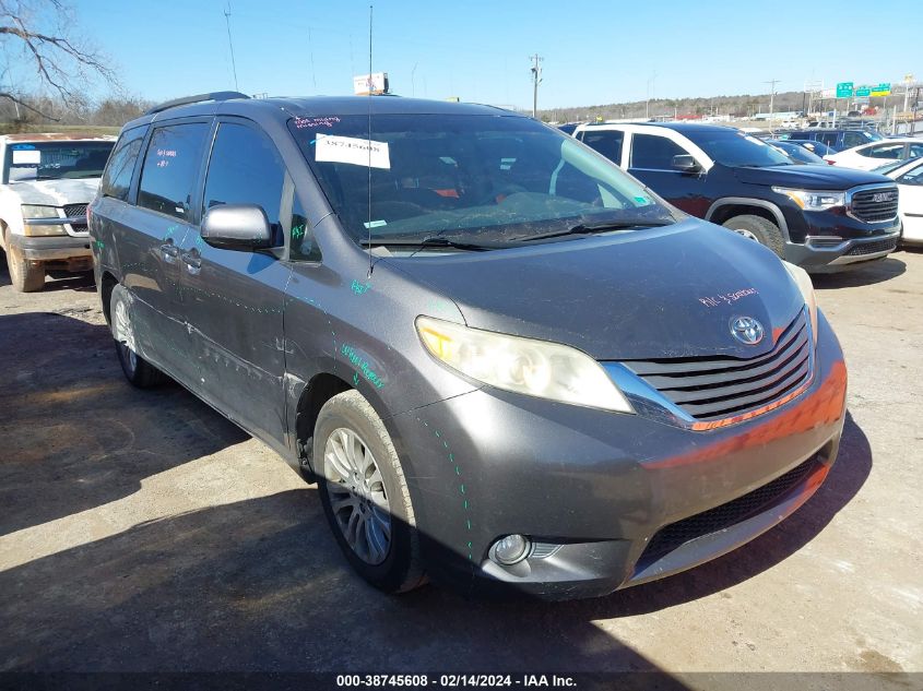 2011 TOYOTA SIENNA XLE V6