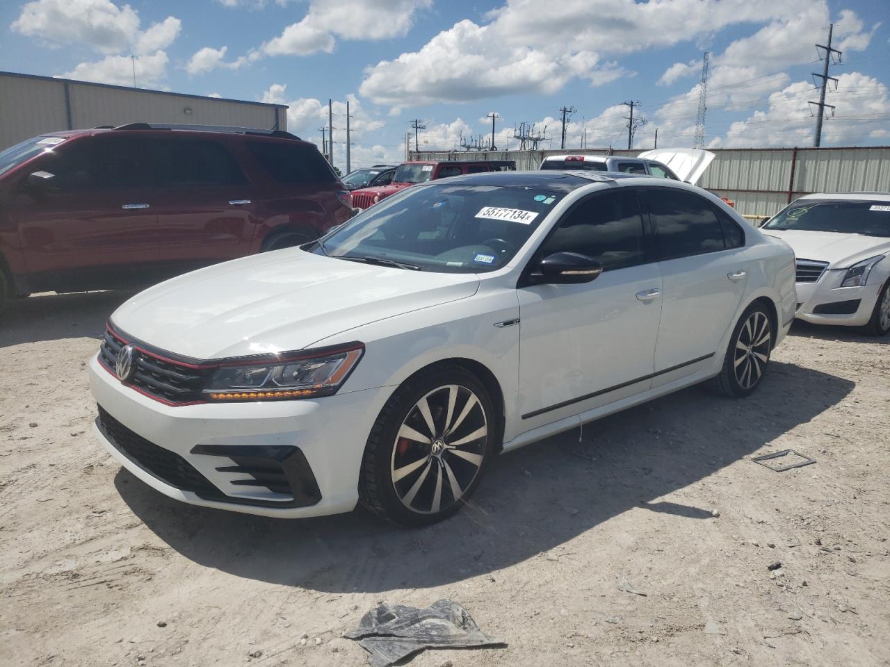 2018 VOLKSWAGEN PASSAT GT