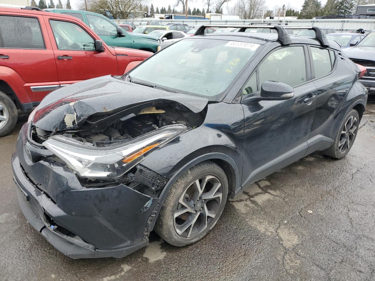 2019 TOYOTA C-HR XLE