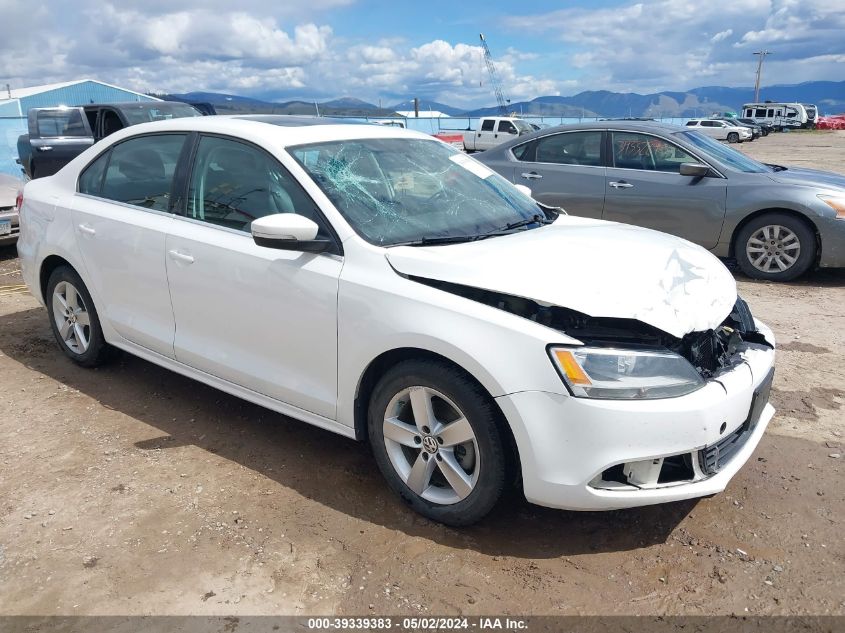 2013 VOLKSWAGEN JETTA 2.0L TDI