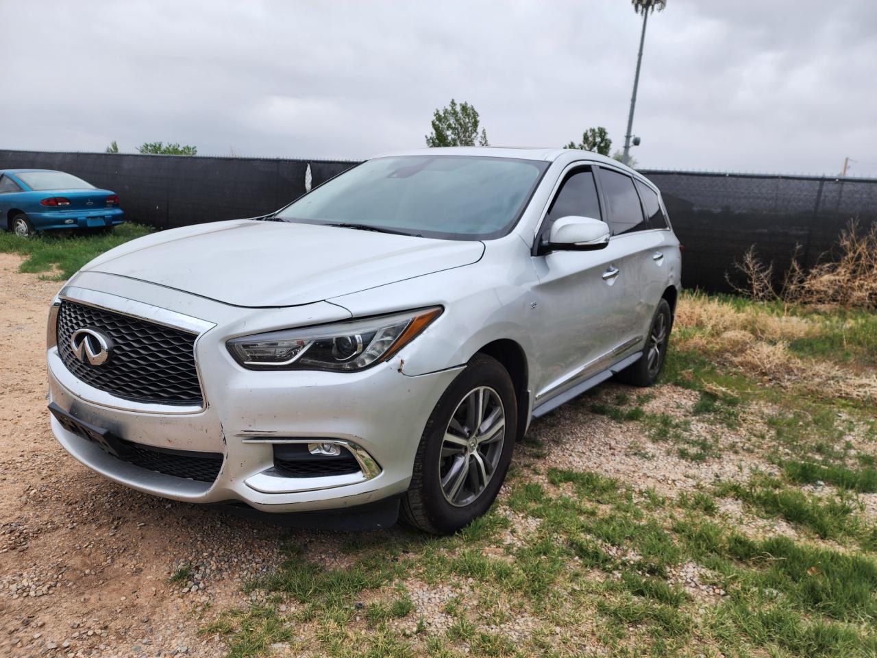 2019 INFINITI QX60 LUXE