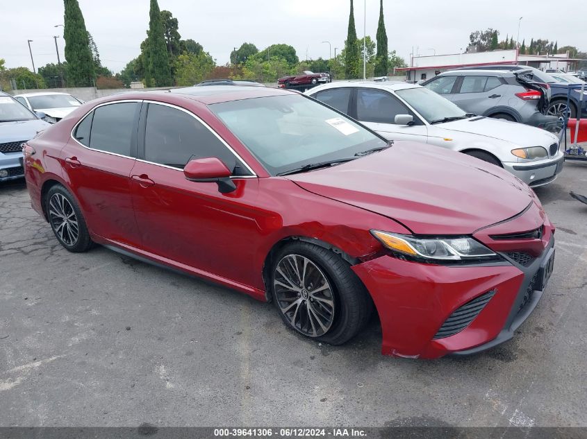 2018 TOYOTA CAMRY SE