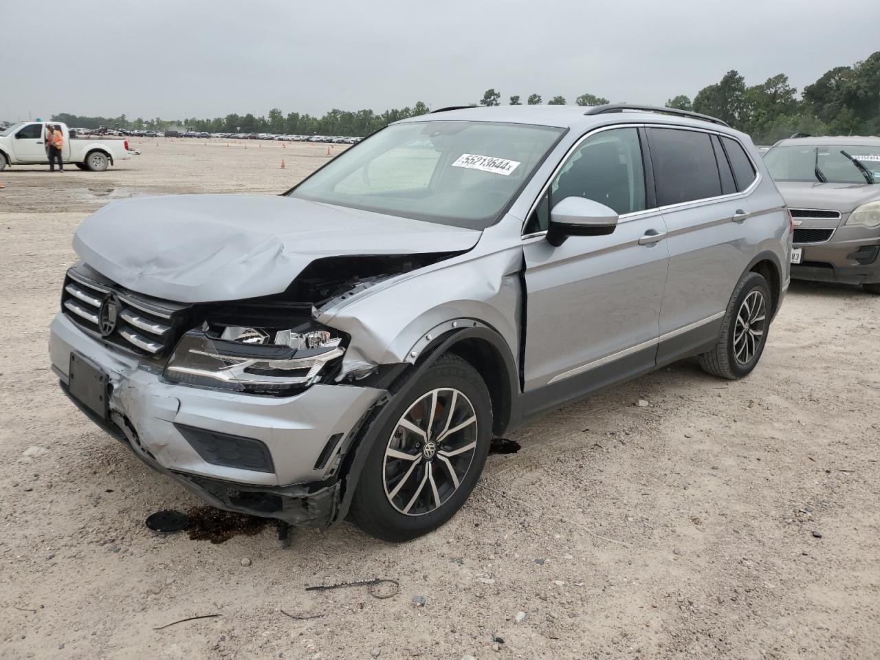 2021 VOLKSWAGEN TIGUAN SE