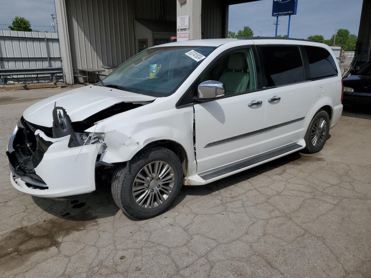 2014 CHRYSLER TOWN & COUNTRY TOURING L