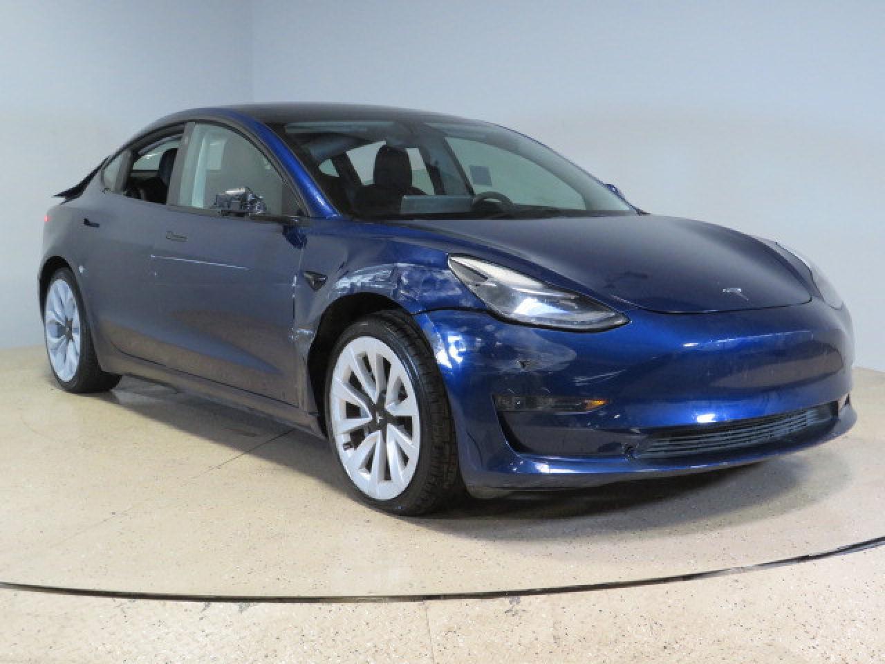 2022 TESLA MODEL 3