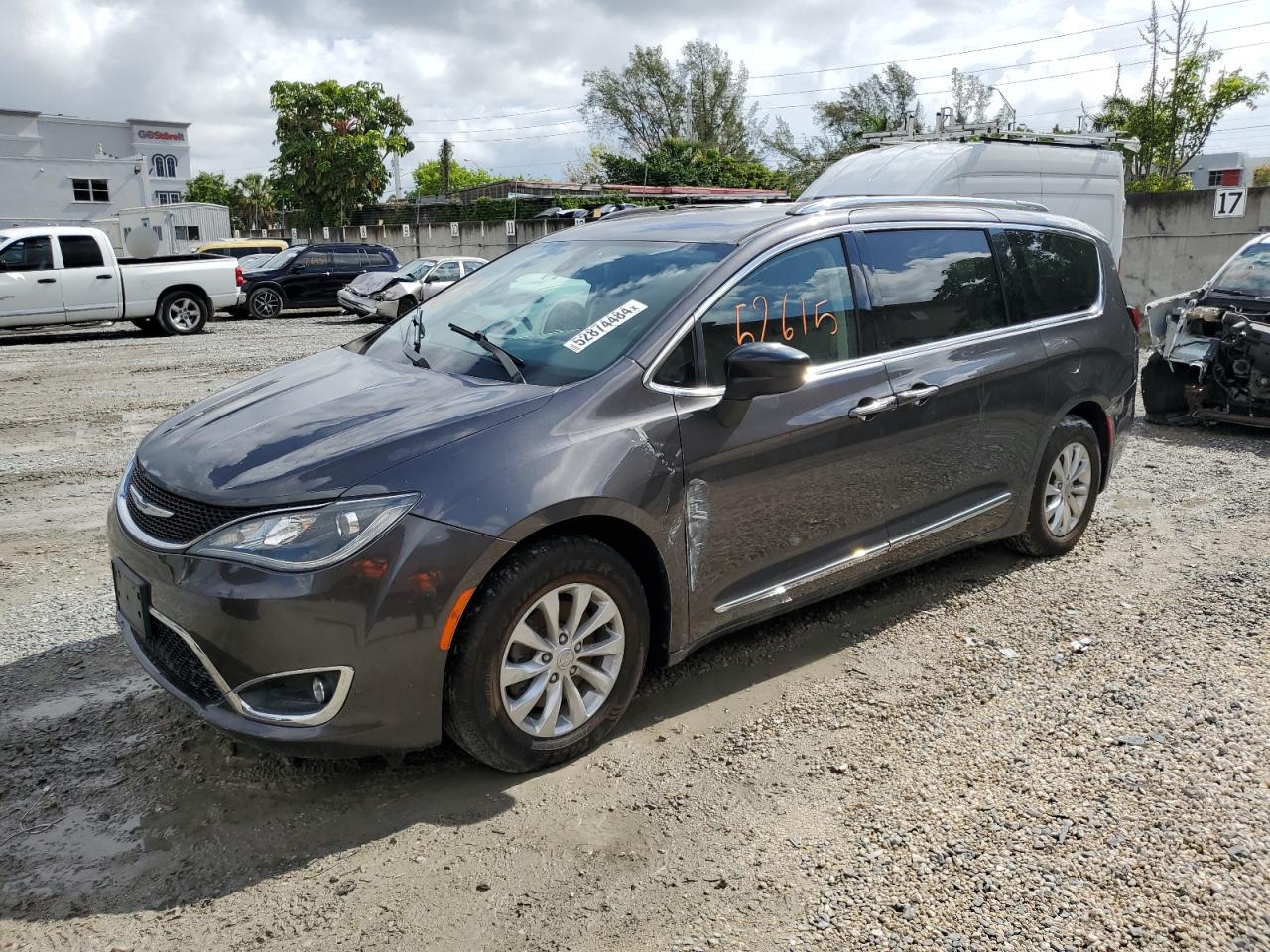 2018 CHRYSLER PACIFICA TOURING L