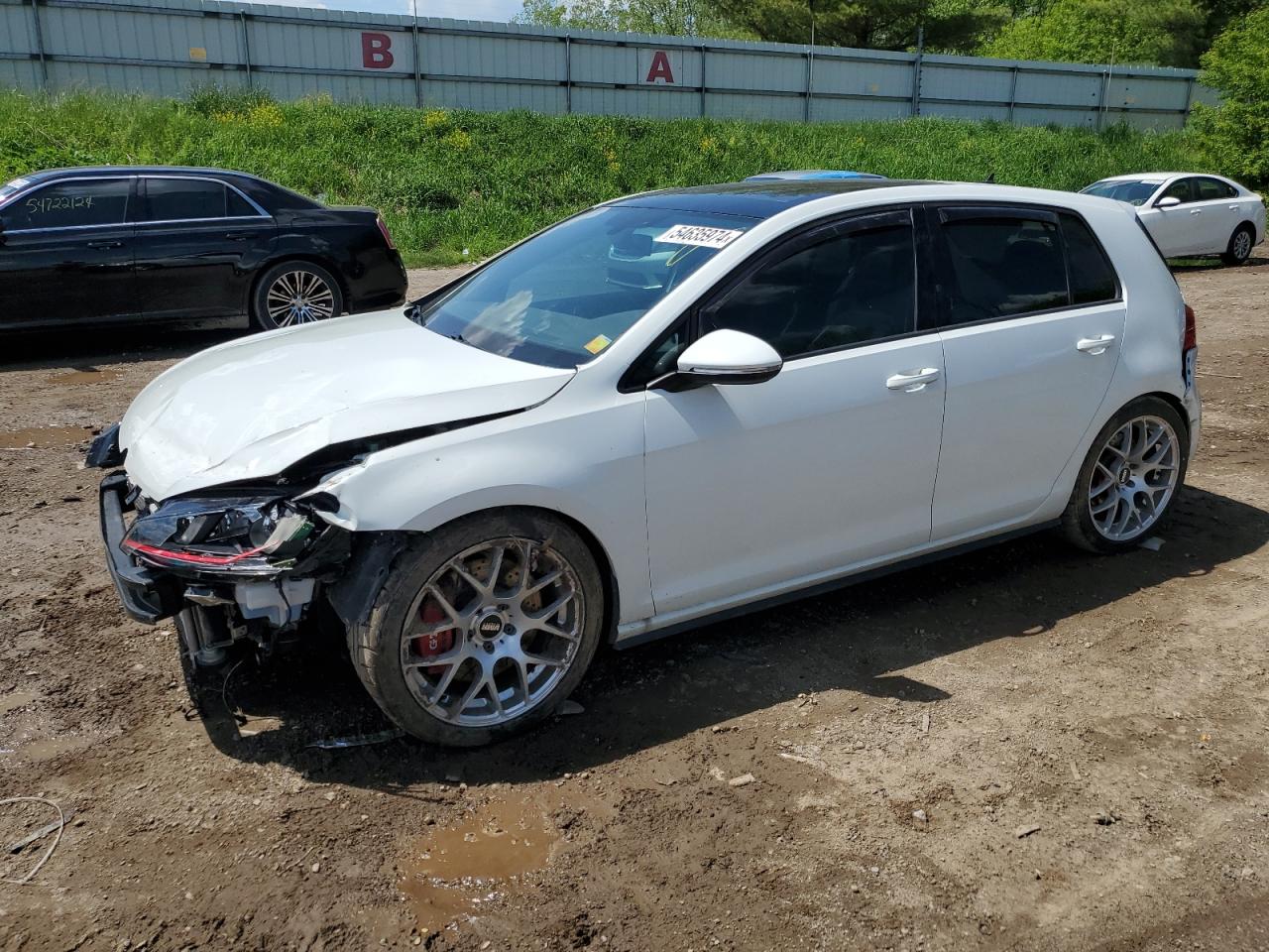 2017 VOLKSWAGEN GTI SPORT