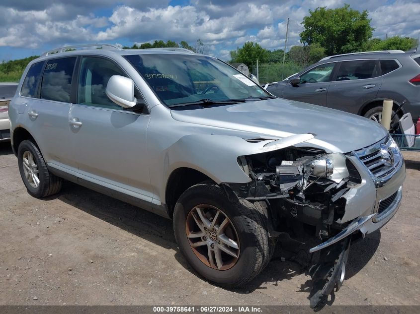 2010 VOLKSWAGEN TOUAREG VR6 FSI