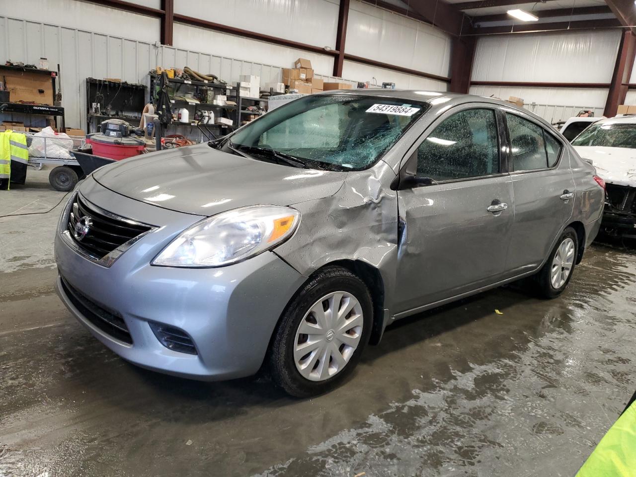 2014 NISSAN VERSA S