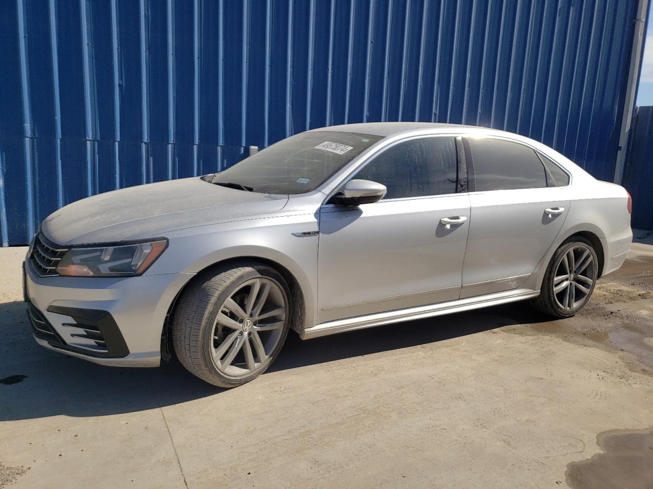 2017 VOLKSWAGEN PASSAT R-LINE