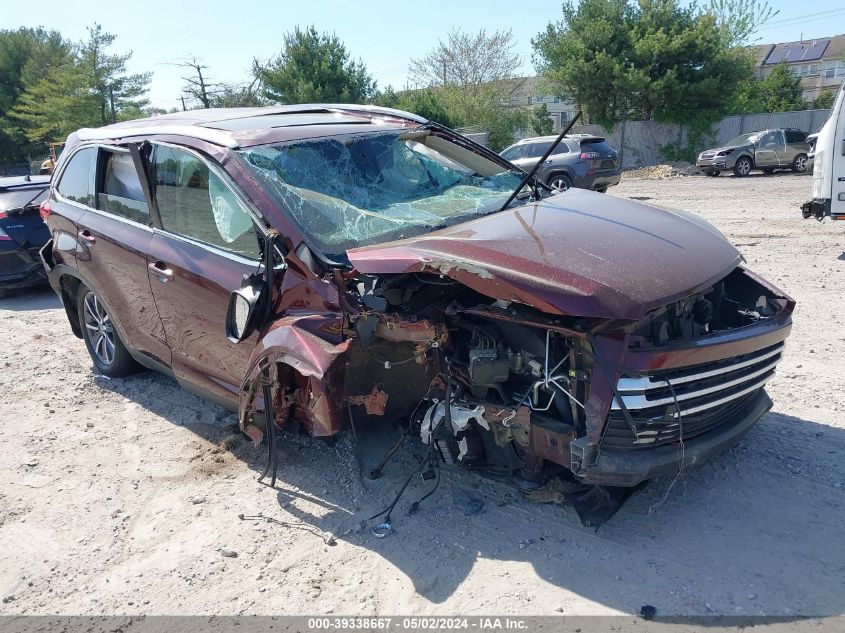 2019 TOYOTA HIGHLANDER XLE