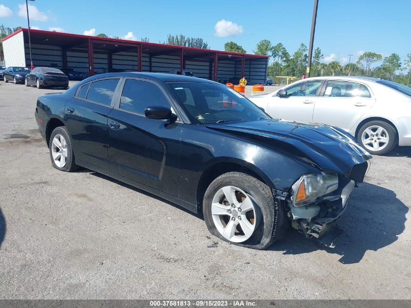 2013 DODGE CHARGER SE