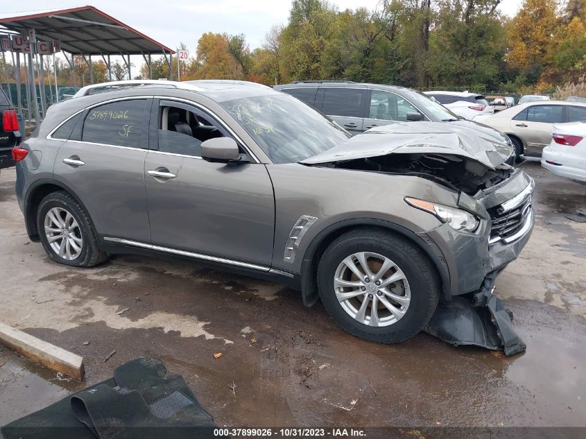 2013 INFINITI FX37