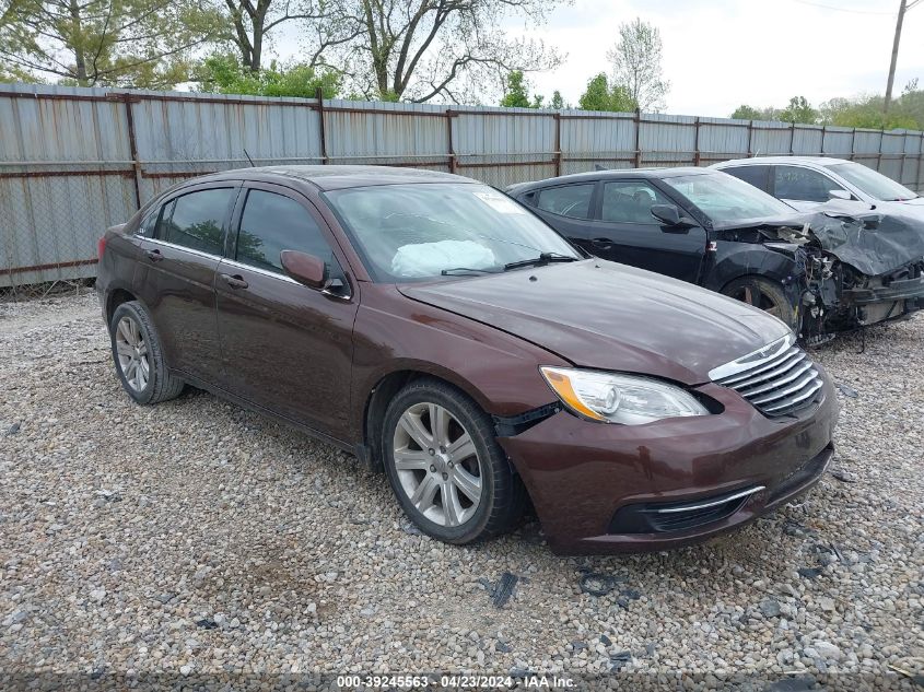 2013 CHRYSLER 200 LX