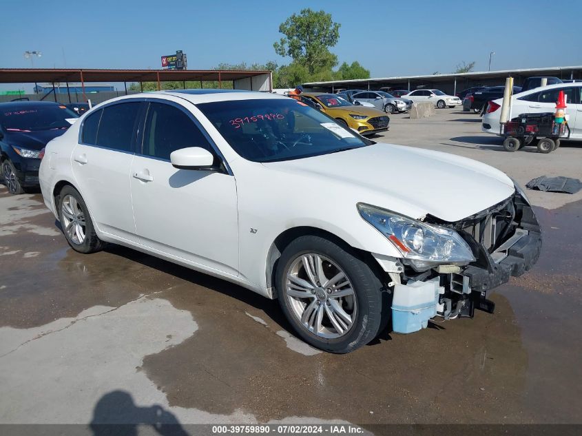 2015 INFINITI Q40