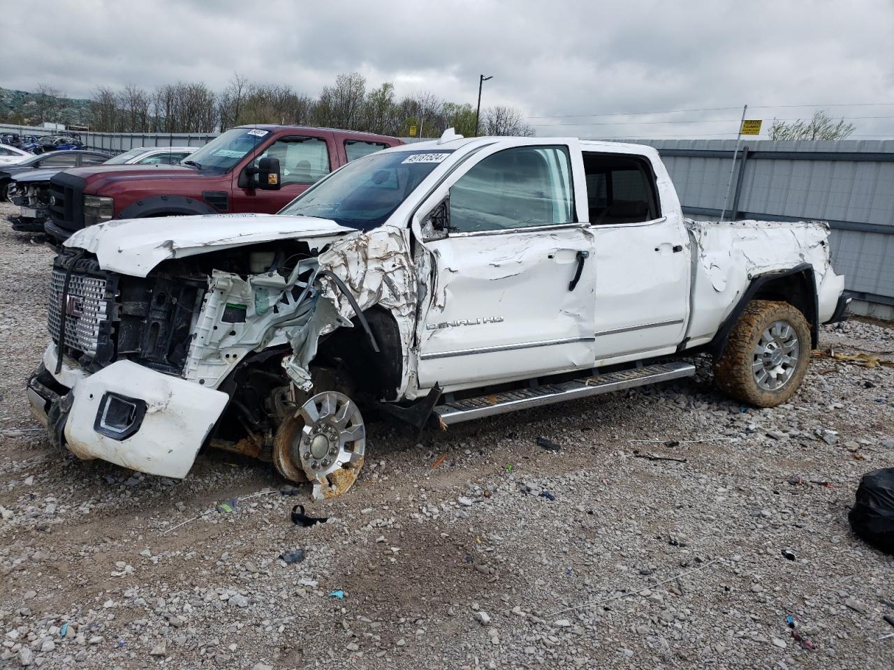 2016 GMC SIERRA K2500 DENALI