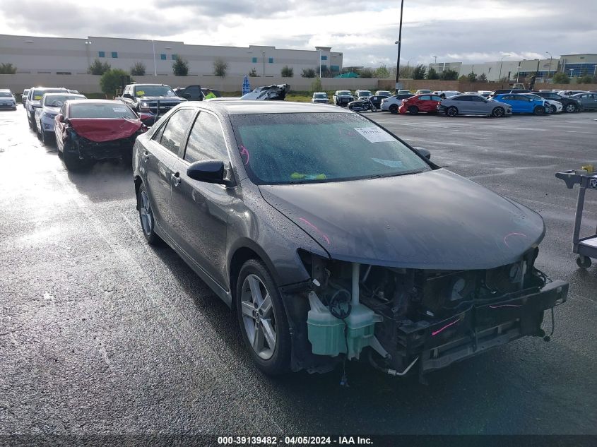 2013 TOYOTA CAMRY SE