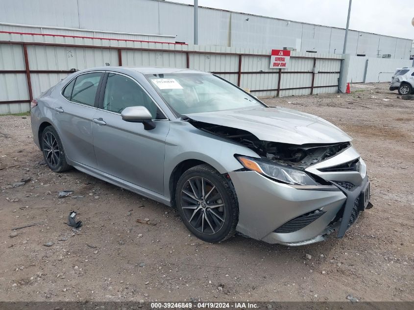 2020 TOYOTA CAMRY SE