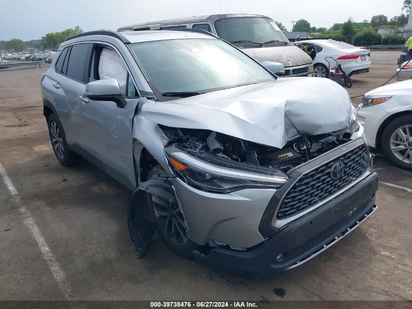 2023 TOYOTA COROLLA CROSS XLE