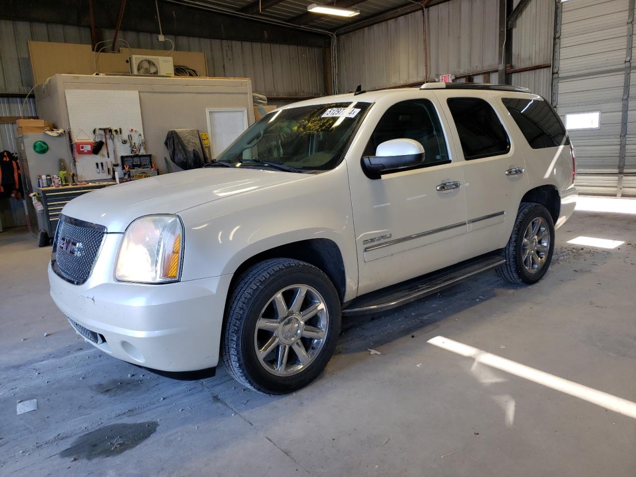 2013 GMC YUKON DENALI