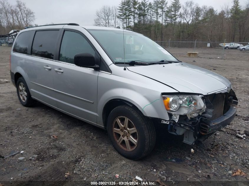 2010 CHRYSLER TOWN & COUNTRY TOURING