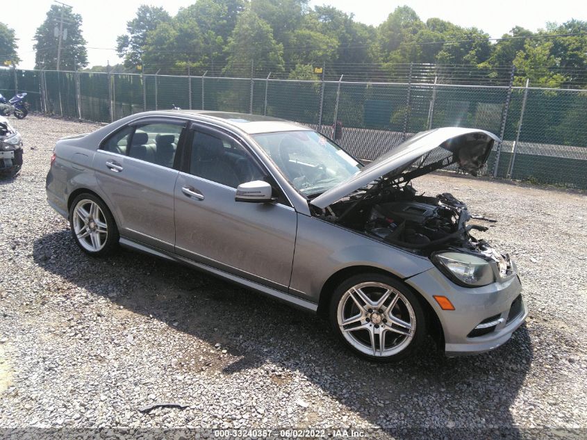 2011 MERCEDES-BENZ C 300 SPORT/LUXURY