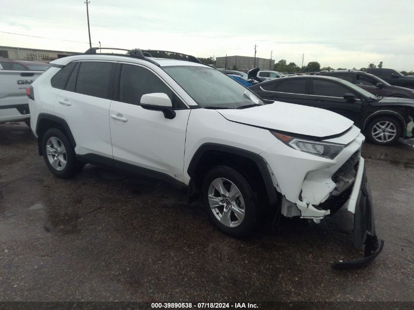 2021 TOYOTA RAV4 XLE