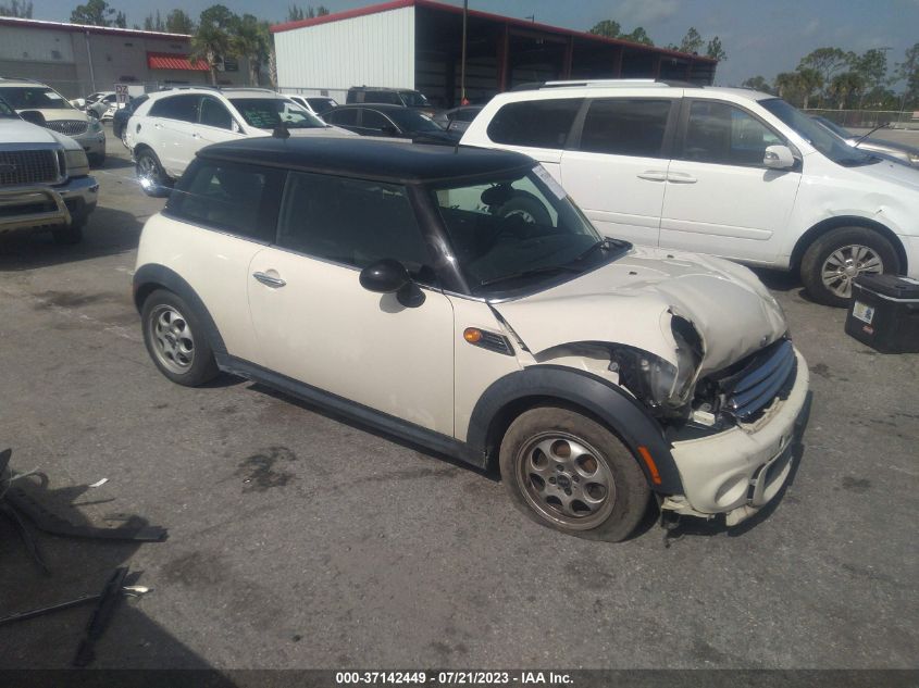 2013 MINI HARDTOP COOPER