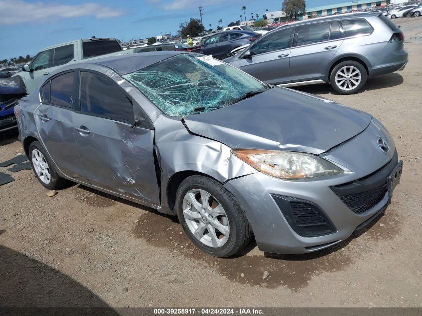 2011 MAZDA MAZDA3