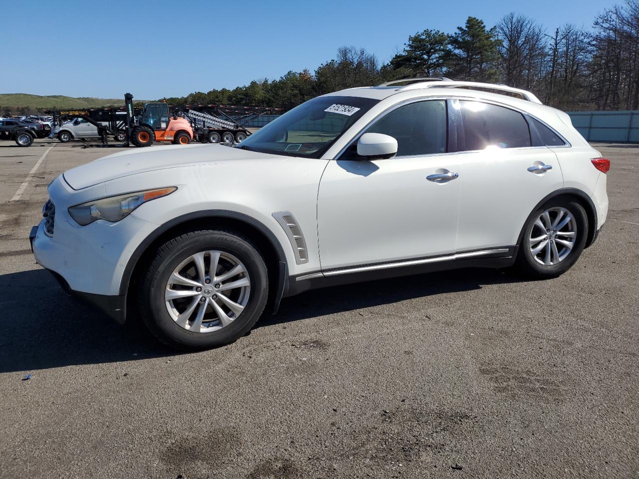 2011 INFINITI FX35