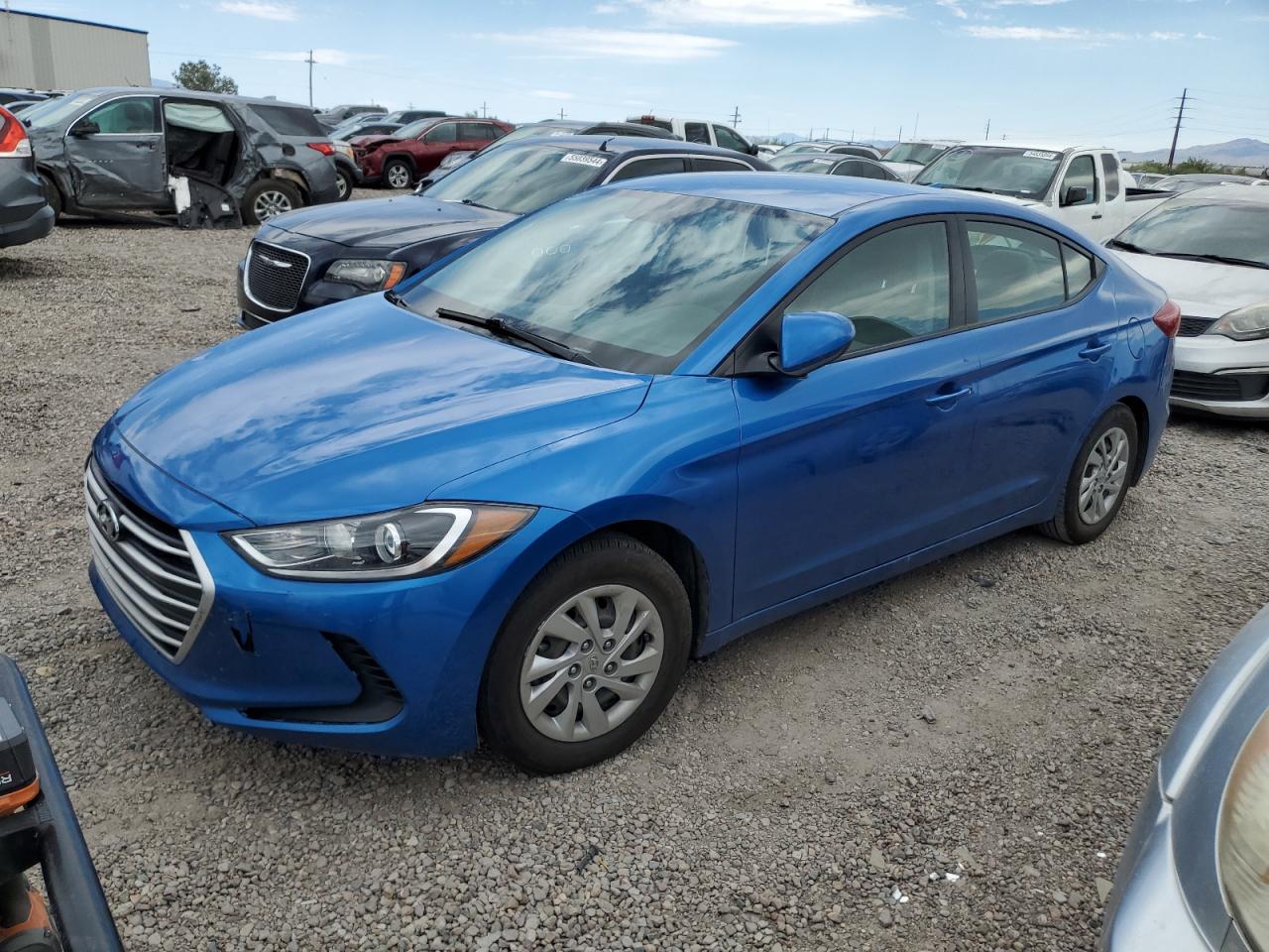 2017 HYUNDAI ELANTRA SE