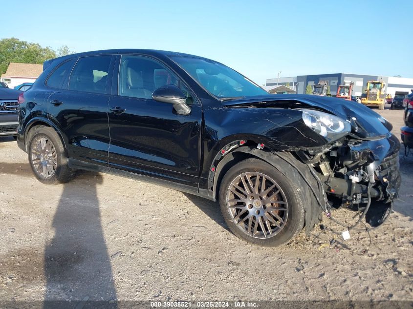 2017 PORSCHE CAYENNE