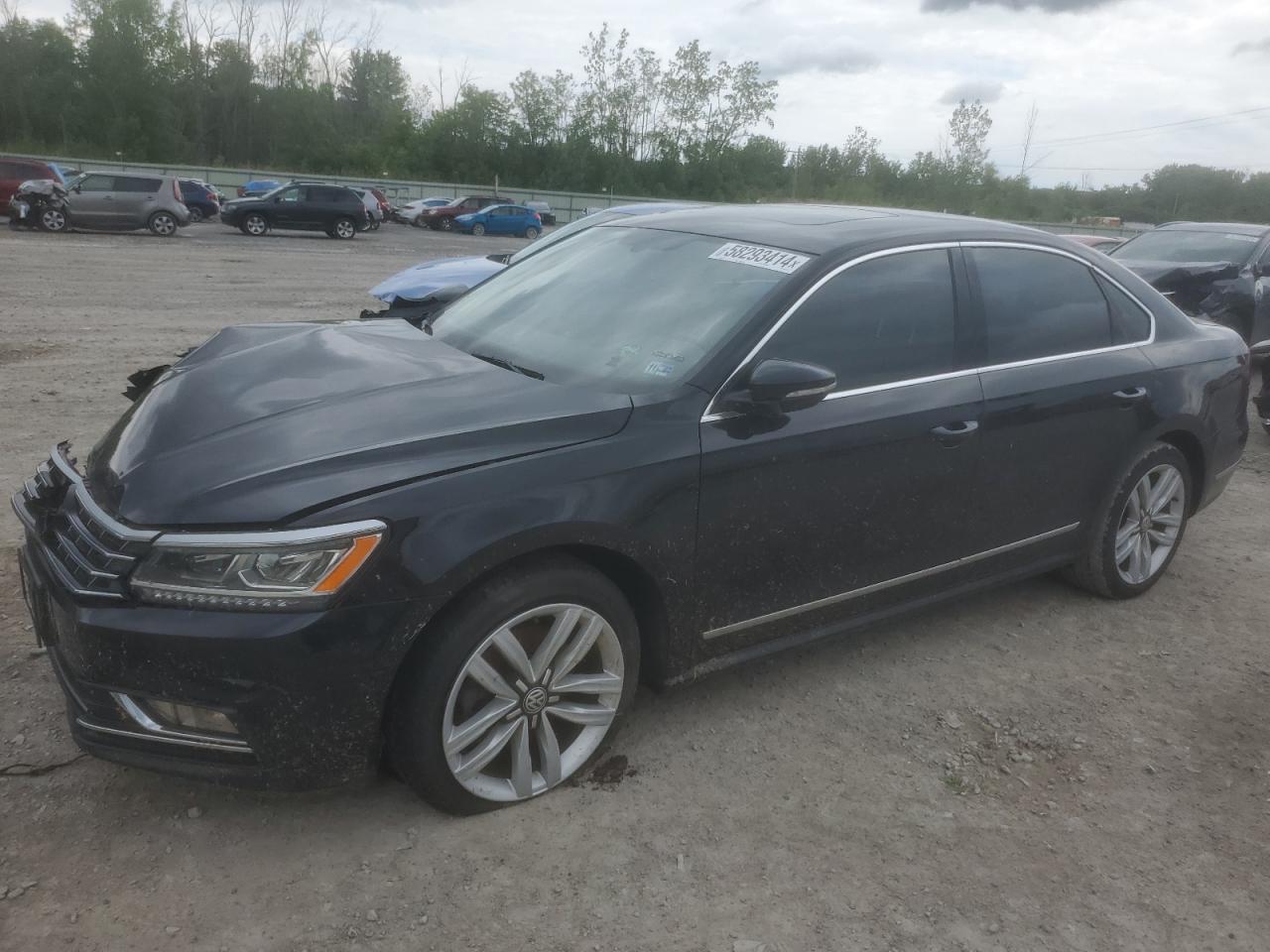 2017 VOLKSWAGEN PASSAT SE