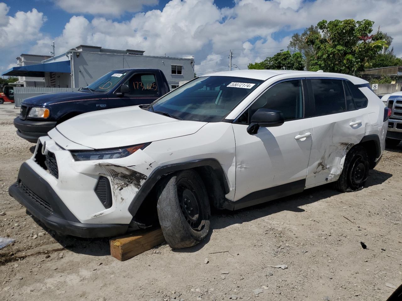 2022 TOYOTA RAV4 LE