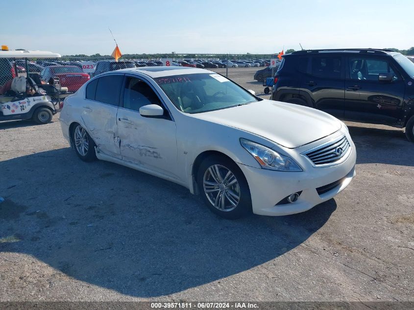 2015 INFINITI Q40