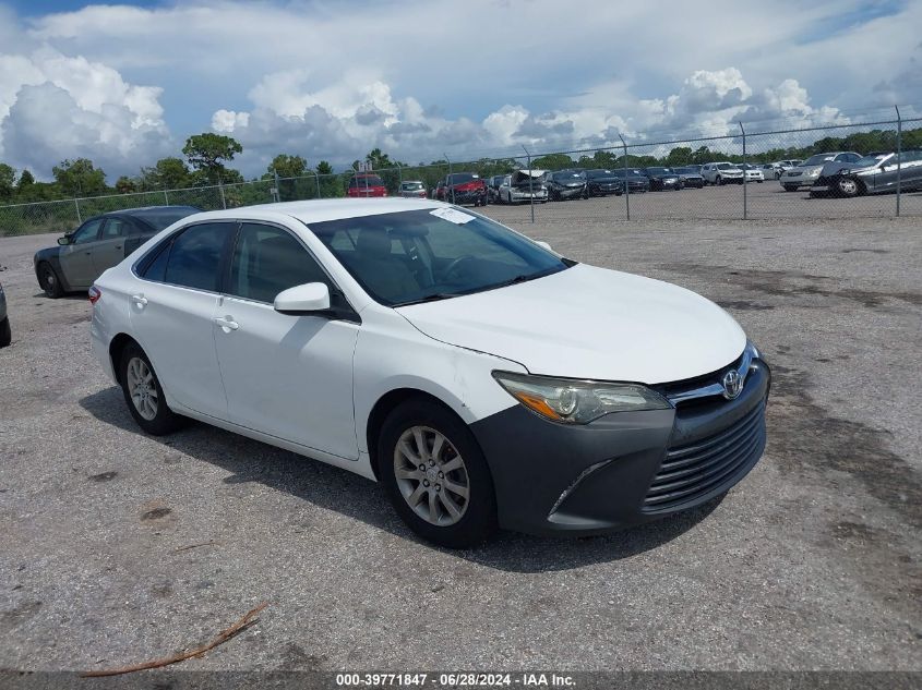 2015 TOYOTA CAMRY LE