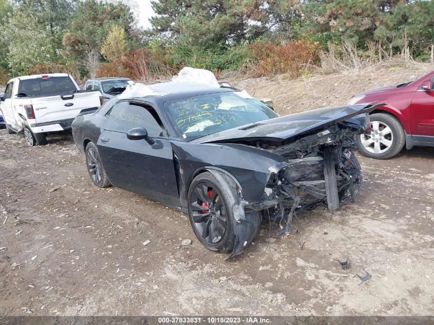 2013 DODGE CHALLENGER SRT8