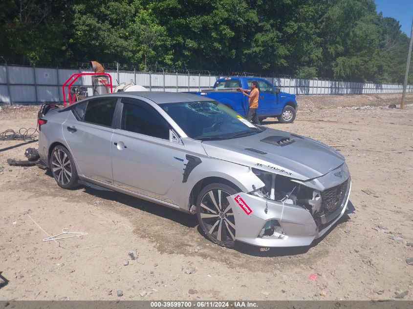 2020 NISSAN ALTIMA SR FWD